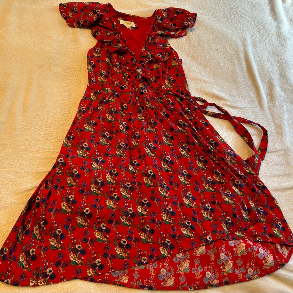 Maeve by Anthropologie red floral dress. Size 6